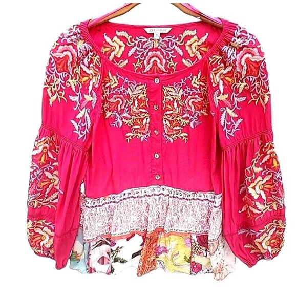 Size XS Fuchsia Floral Embroidered 3/4 Sleeve Blouse by John Mark Baby Doll Boho - Picture 1 of 11